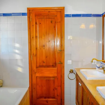 Ciutadella Sleeps 10 Pool Wifi Villa Ciutadella (Menorca)