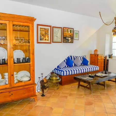 Ciutadella Sleeps 10 Pool Wifi Villa